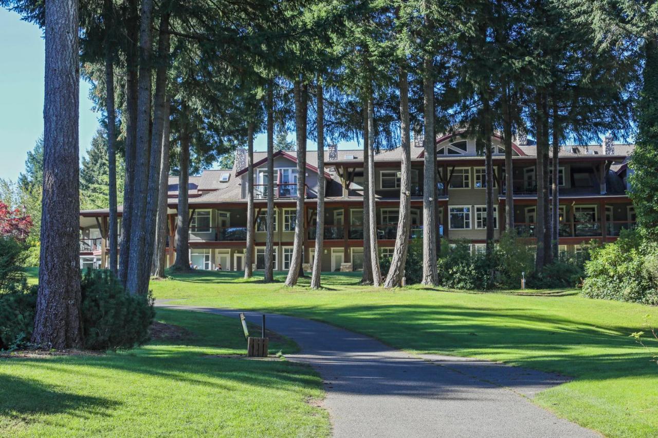 Crown Isle & Golf Community Resort