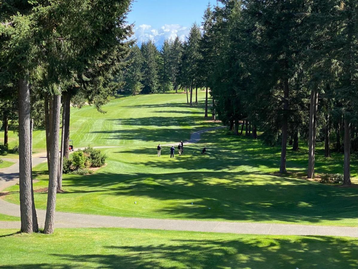 Crown Isle & Golf Community Resort 4*