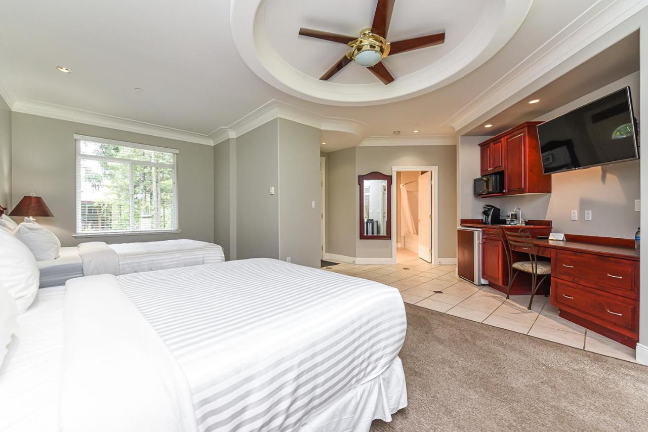 Crown Isle & Golf Community 4*