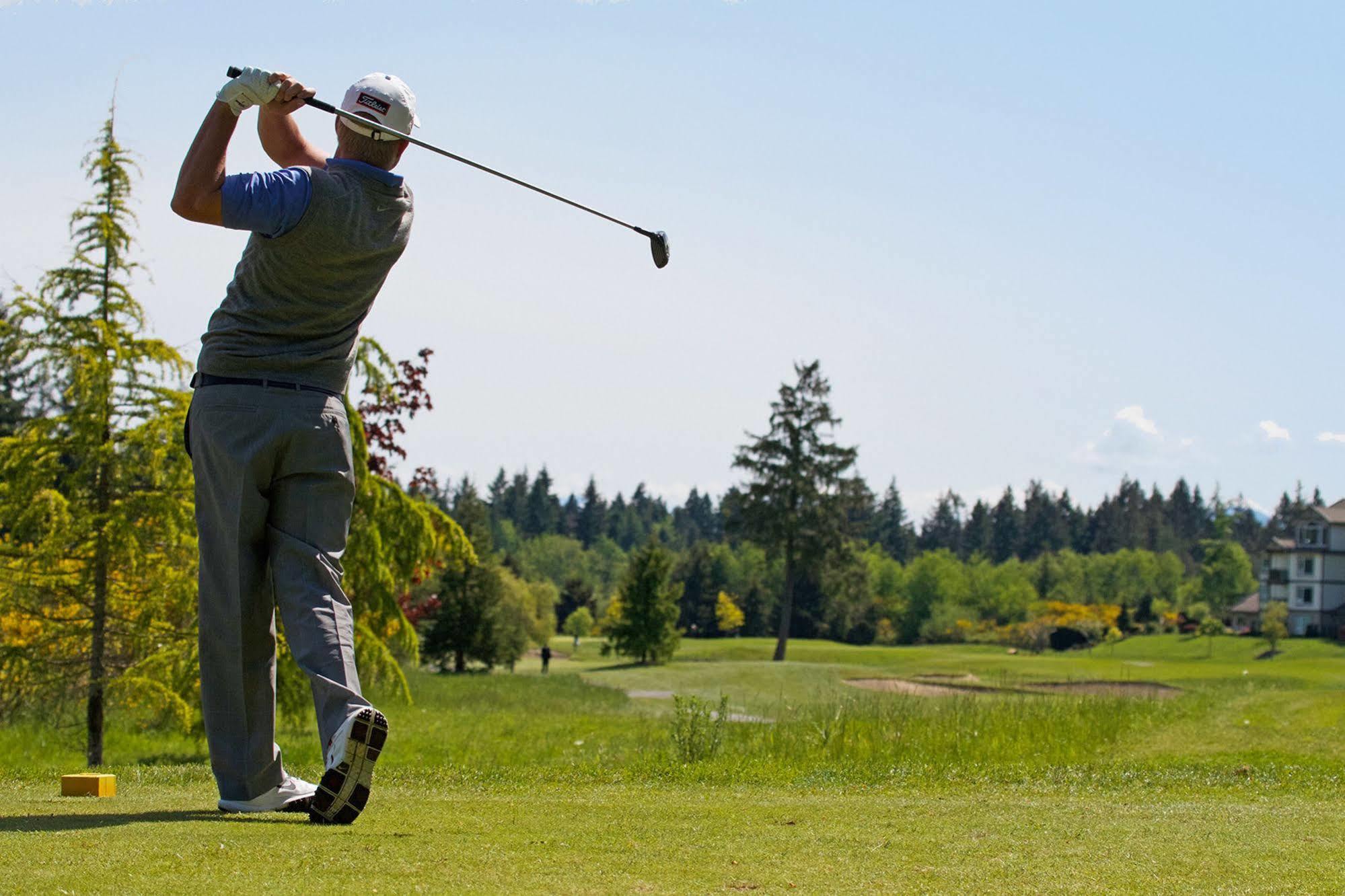 Resort Crown Isle & Golf Community Courtenay