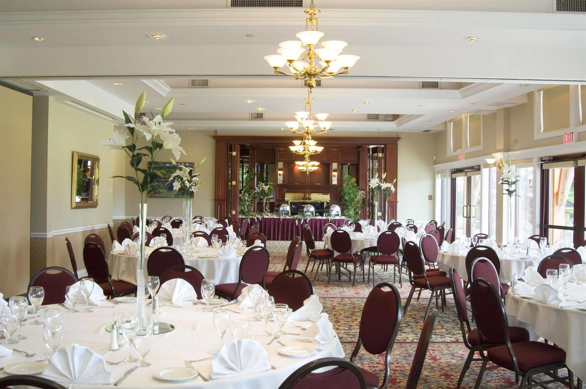 Crown Isle & Golf Community 4*